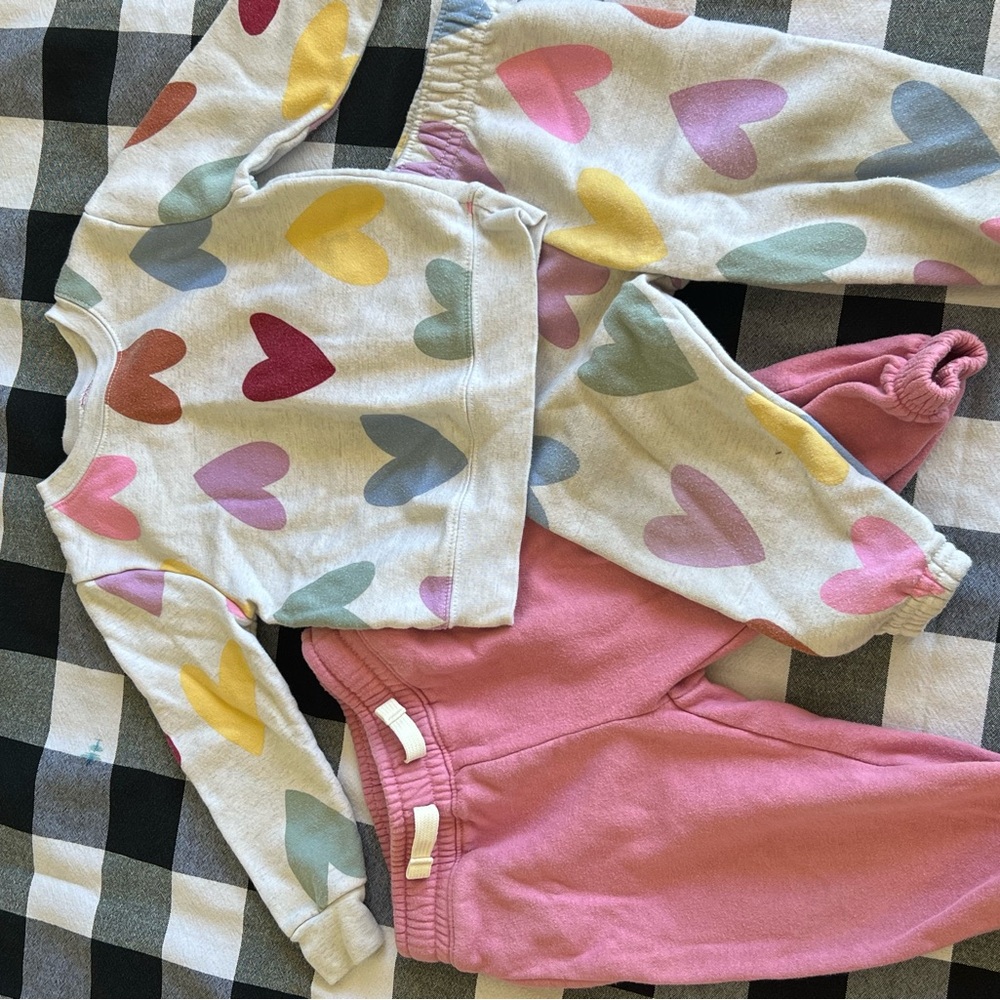Colorful Heart Print Sweater and Pink Joggers Set